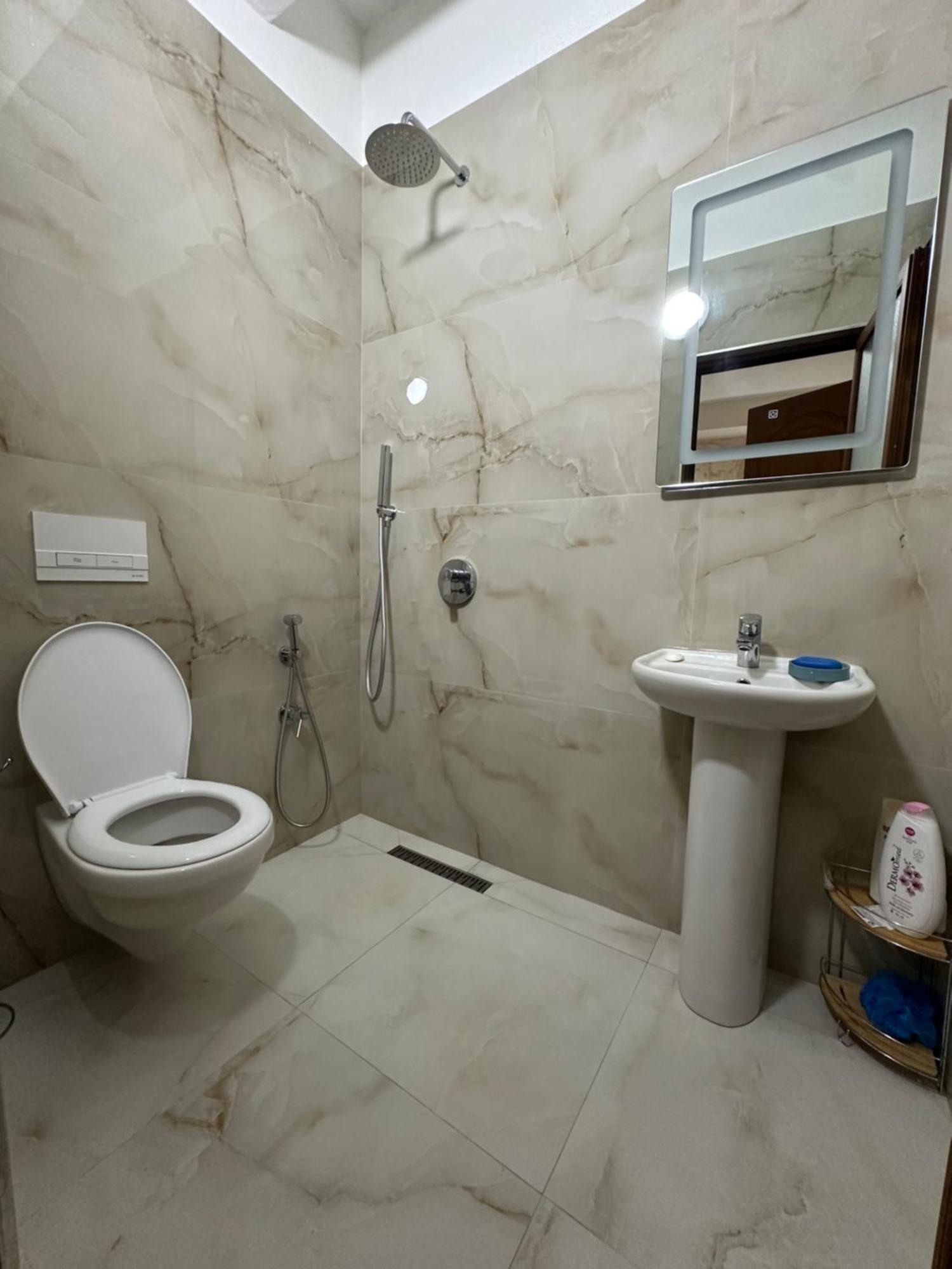 Guni Inn Krujë Zewnętrze zdjęcie