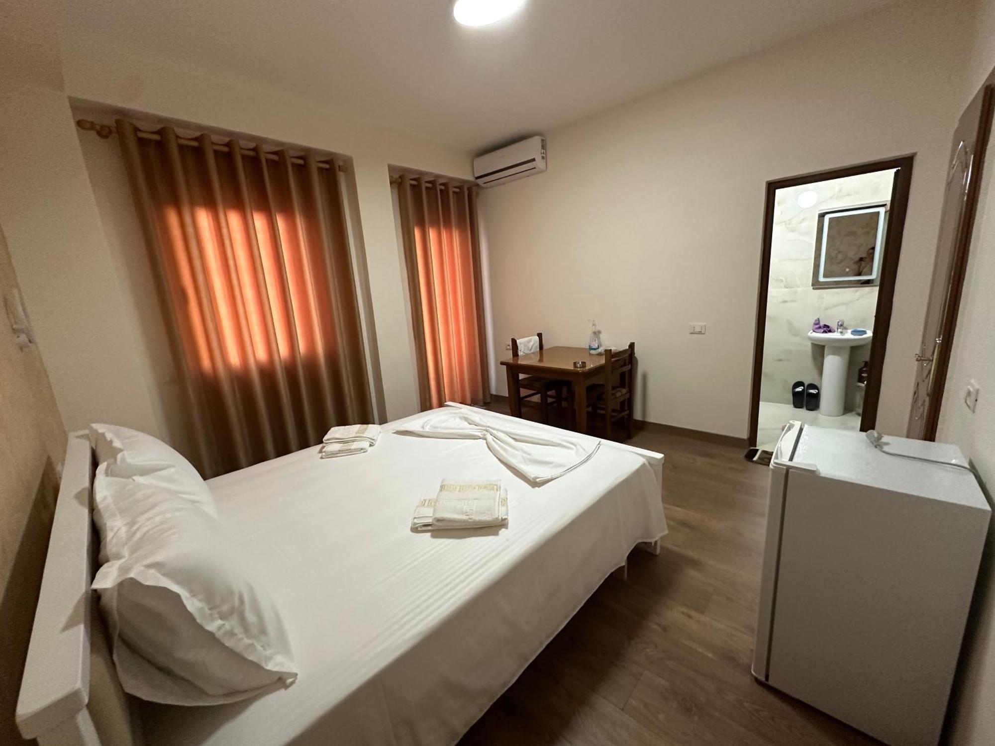 Guni Inn Krujë Zewnętrze zdjęcie